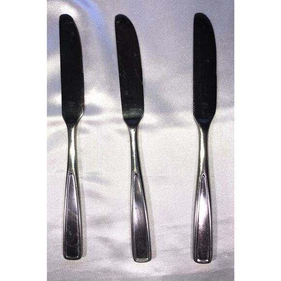 Hampton Silversmiths Flatware 3 Replacement Butter Knives - Picture 1 of 5